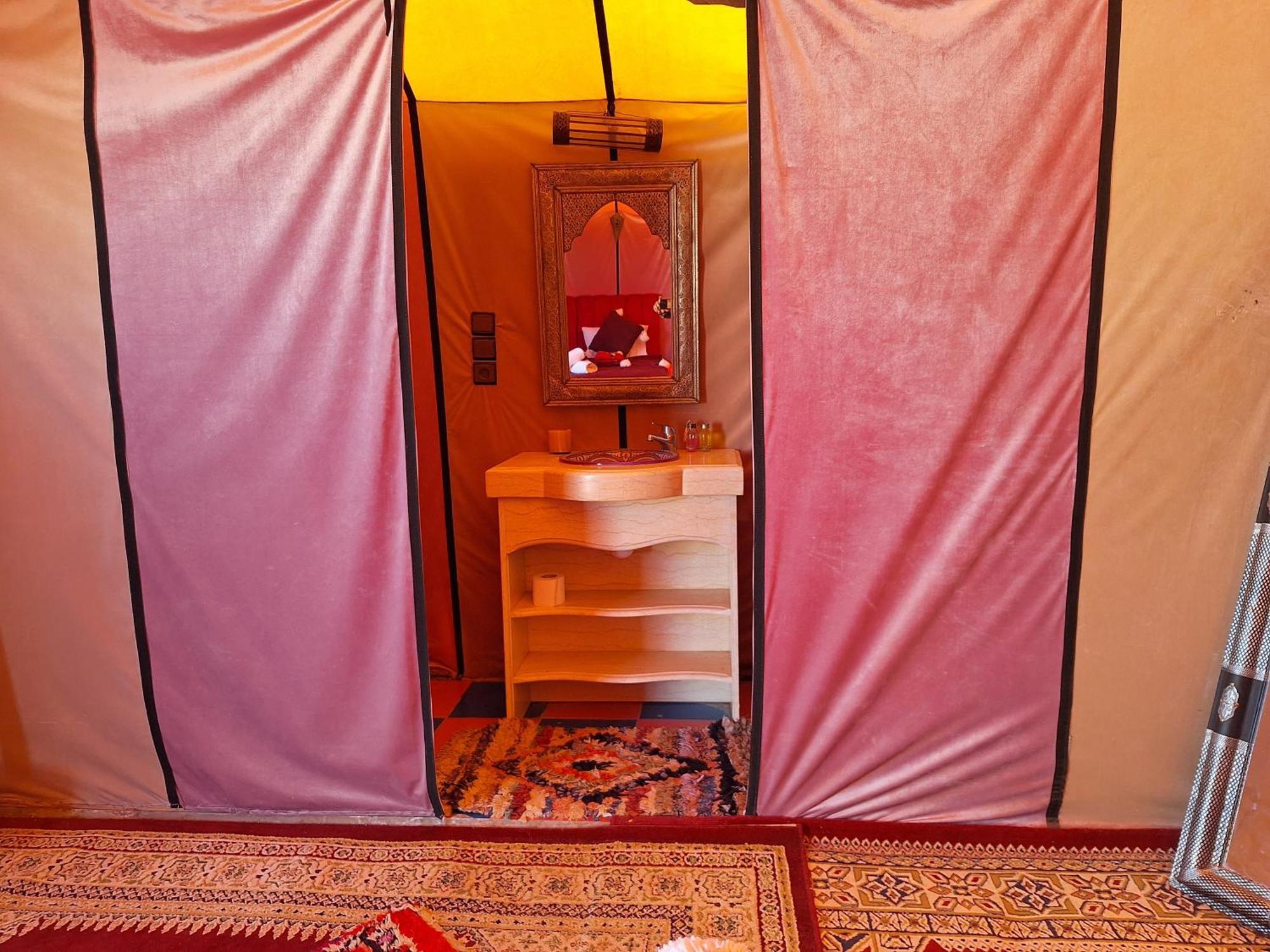 Nomad Luxury Camp Merzouga Quarto foto
